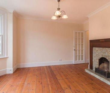 2 bedroom semi-detached house to rent - Photo 5