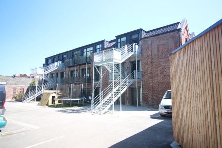 Location Appartement 3 pièces 79m² - Photo 5