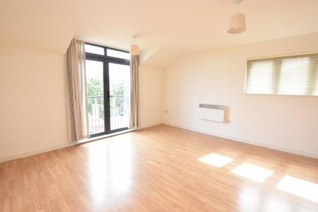 2 bedroom apartment to rent - Photo 2
