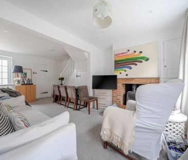 2 bedroom terraced house to rent - Photo 1