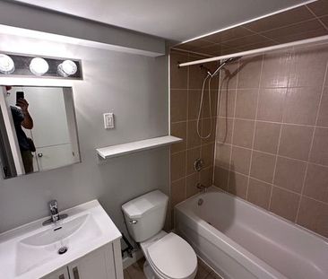 For Lease - 580 Nairn Avenue Unit# #6, Toronto, Ontario - Photo 5