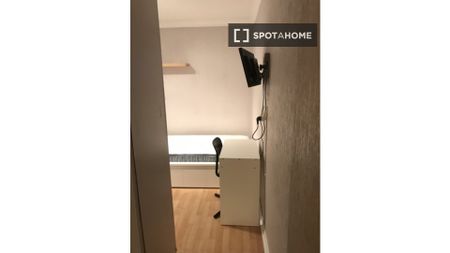 Room for rent for students in Dublin - Photo 2