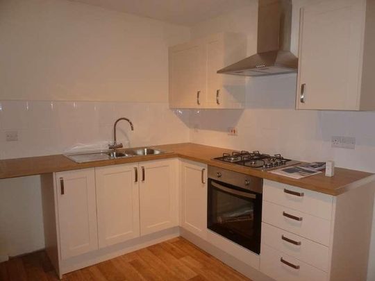 Alphington, EX2 - Photo 1