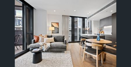 AUSTRALIAN LUXURY THAT FEELS LIKE HOME! - Photo 3