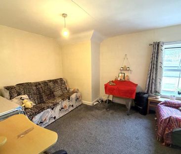 3 bedroom flat to rent - Photo 1