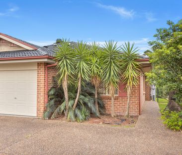 Private Three-Bedroom Villa in Quiet Berkeley Pocket - Photo 5