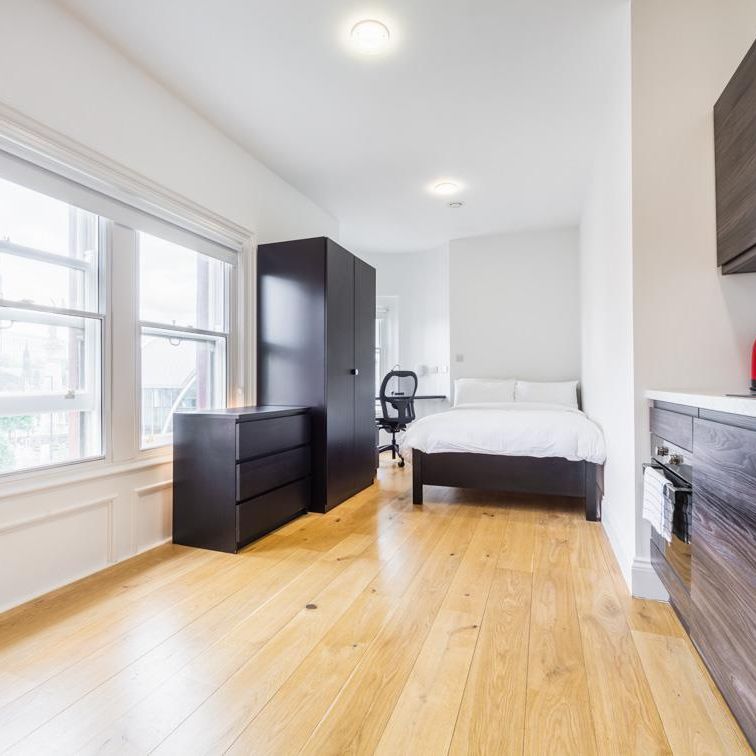 The Bruce Building, Newcastle Upon Tyne - Photo 1