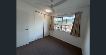 WONDERFUL FAMILY HOME – METICULOUSLY MAINTAINED - Photo 3