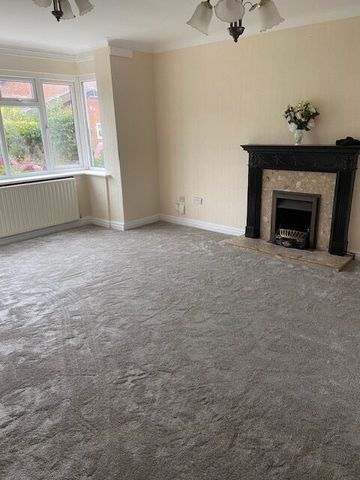 4 Bedroom Executive detached Home to let in Boley Park, Lichfield - Photo 5