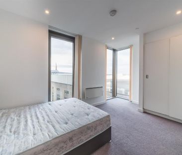 2 bedroom apartment to rent - Photo 4