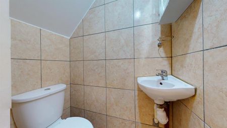 1 bedroom property to rent - Photo 2