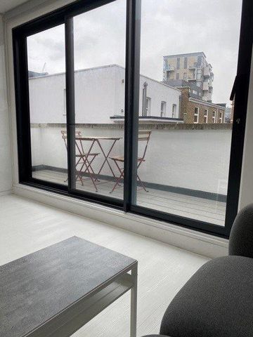 1 bedroom flat to rent - Photo 2