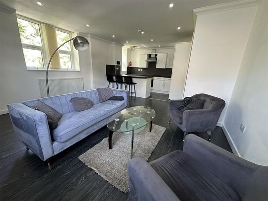 3 bedroom apartment to rent - Photo 1