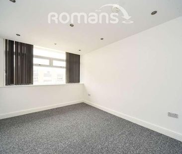 Crockhamwell Road, Woodley, RG5 - Photo 5