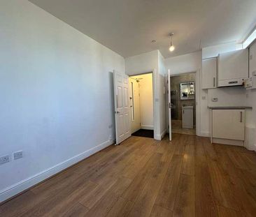 Wigham House, Wakering Road, IG11 - Photo 2