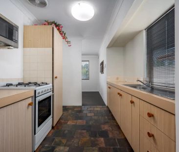 28 Broadwater Gardens, South Lake WA 6164 - Photo 1