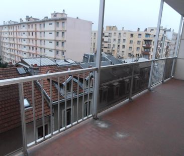 Location Appartement 3 pièces 75m² AIX LES BAINS 73100 - Photo 5