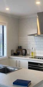 MORRINSVILLE - 3 BEDROOMS - Photo 4