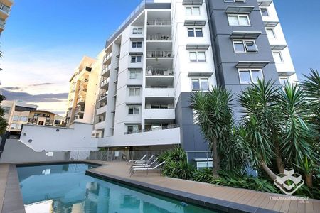 FURNISHED Studio City Apartment - Photo 4