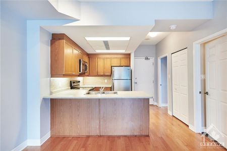 134 York Street - 703 - Photo 3