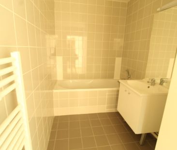 Location Appartement 3 pièces 54m² - Photo 6