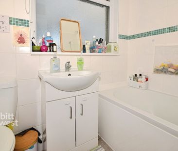 3 bedroom end of terrace house to rent - Photo 6