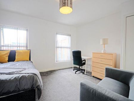 4 bedroom house share to rent - Photo 2