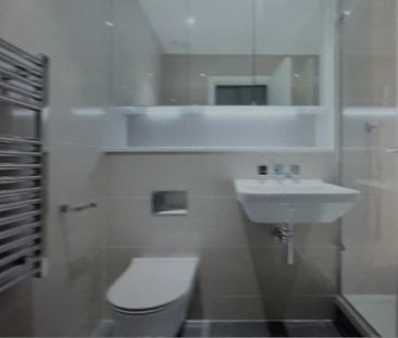 3 Bed Flat, Pinnacle Apartments, CR0 - Photo 6