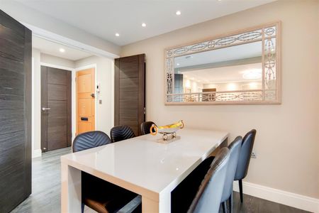 St John’s Wood Park, London NW8 - Photo 2