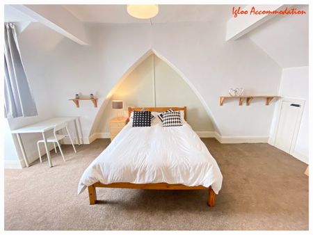 82 Club Garden Road, Sharrow - Photo 5