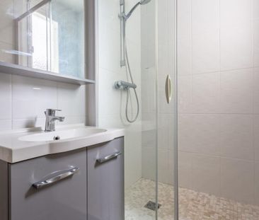 Location Appartement 4 pièces 62m² STE GENEVIEVE DES BOIS 91700 - Photo 2