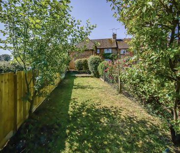 2 bedroom ground floor maisonette to rent - Photo 5