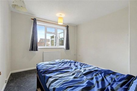 2 bedroom bungalow to rent - Photo 2