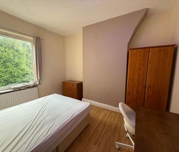 5 bedroom house to rent - Photo 2