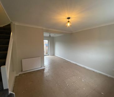 Adams Glade, Rochford, Essex, SS4 - Photo 5