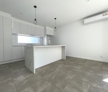 Perfectly Positioned Within A Moments Walk to Everything - Photo 2