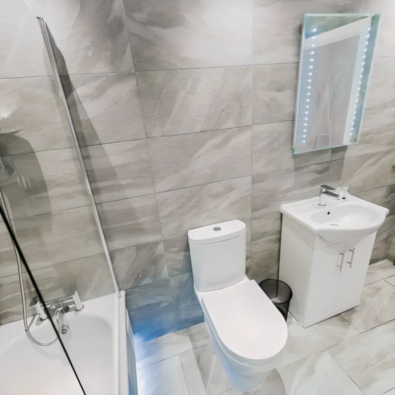 1 Beds 1 Bathroom - Photo 1