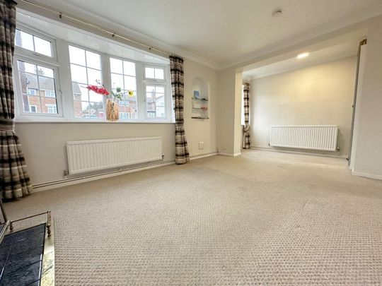 3 bedroom semi-detached house to rent - Photo 1