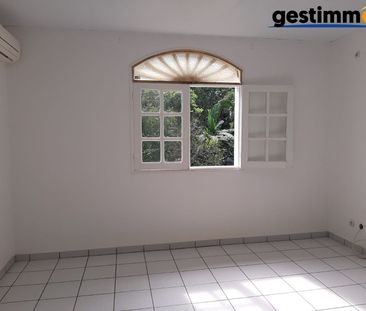 Location Maison 4 pièces 105m² MACOURIA 97355 - Photo 3