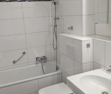 Helle Zweizimmerwohnung mit großem Balkon - Photo 6