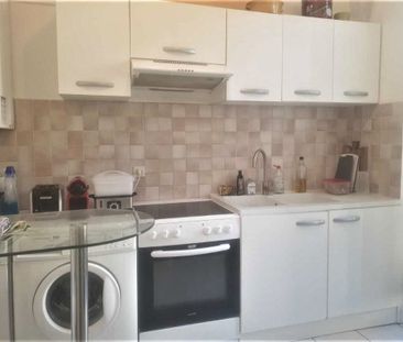 Location Appartement 4 pièces 94m² NIMES 30000 - Photo 5
