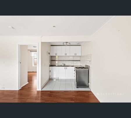 7/55 Martin Street, Thornbury, Vic 3071 - Photo 3