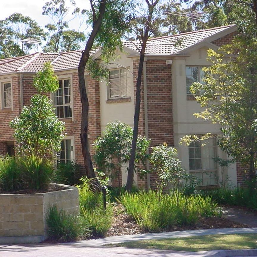 Freshly Painted and New Floors Throughout - Photo 2
