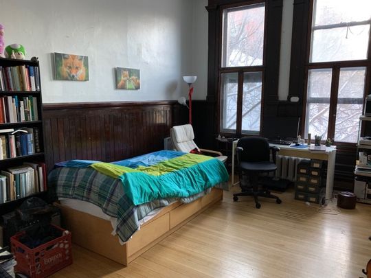 Beau 1½ (1 Juillet 2026) parfait pour étudiant !! 27-158, rue Frontenac, Sherbrooke, J1H 1J9 - Photo 1