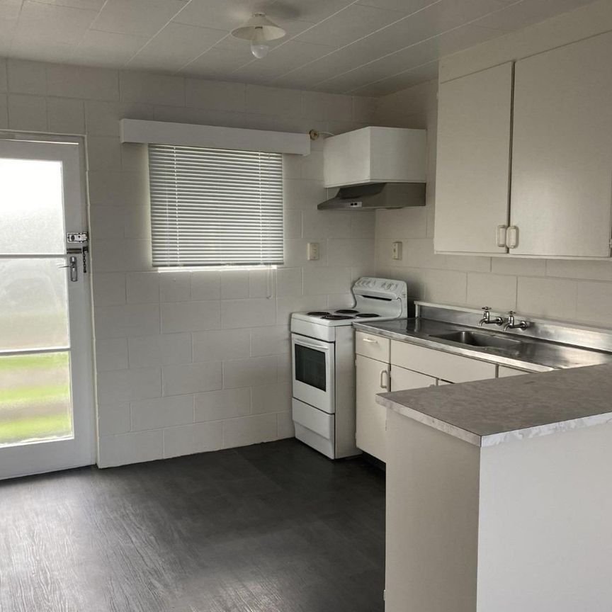 Cosy One-Bedroom Flat in the Heart of Hamilton ... - Photo 1