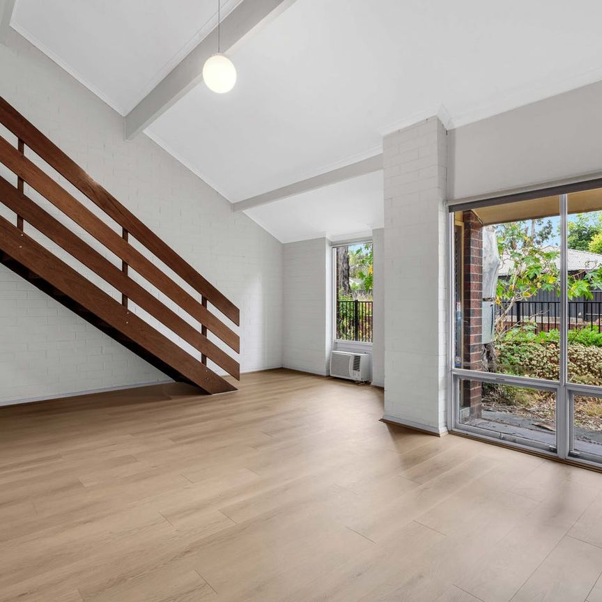 Modern Living with Comfort & Convenience! - Photo 1