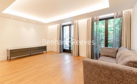 1 Bedroom flat to rent in Lancer Square, Kensington, W8 - Photo 4