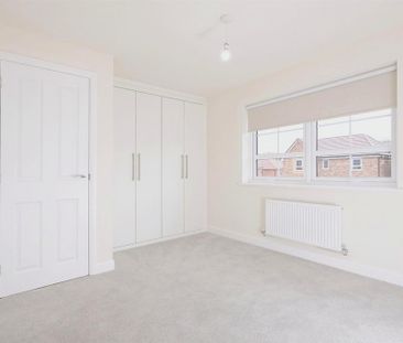 2 bedroom detached house to rent - Photo 2