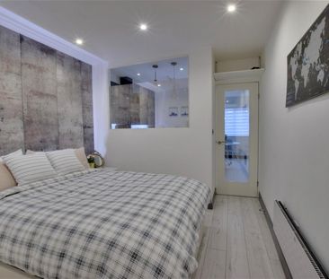 The Roof Gardens - Photo 2