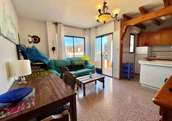 2 BEDROOM APARTMENT - GUARDAMAR DEL SEGURA, ALICANTE.